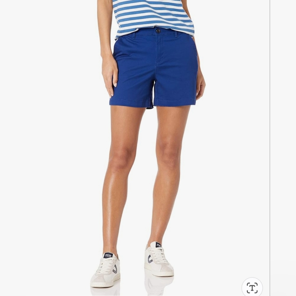 Amazon Essentials Women's Mid-Rise Slim-Fit 5" Inseam Blue Khaki Shorts Size 16